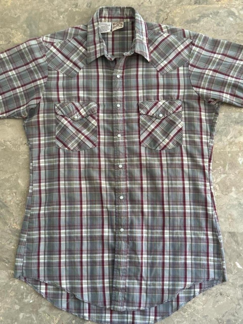 Vintage 1980s Western Frontier Plaid Pearl Snap Shirt M USA Made Gray Red